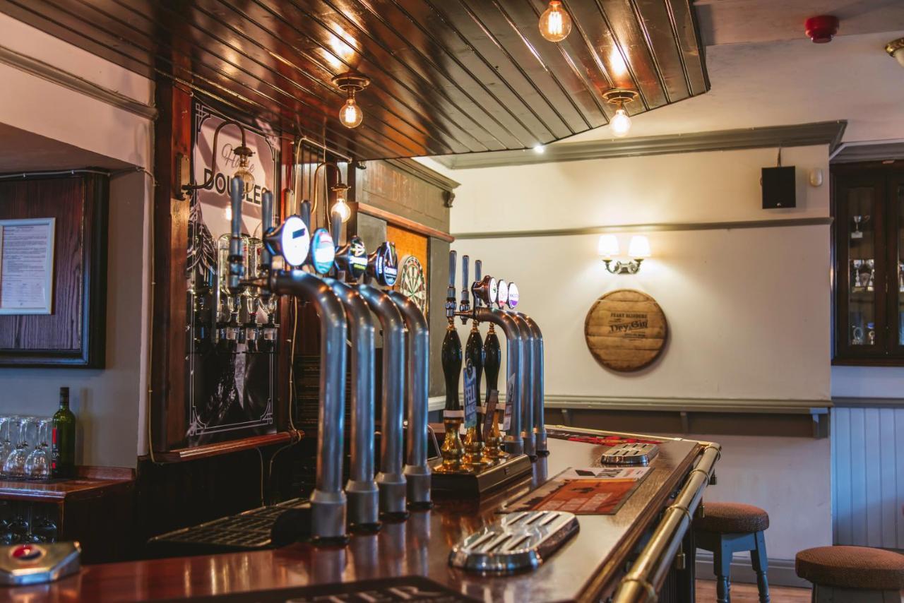 Hotel The Bulls Head Milnthorpe Esterno foto
