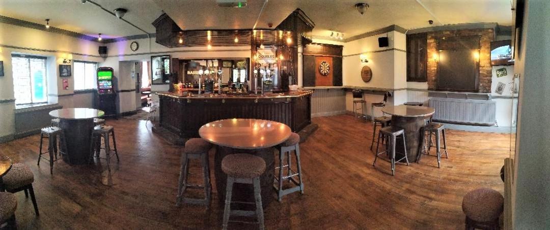 Hotel The Bulls Head Milnthorpe Esterno foto