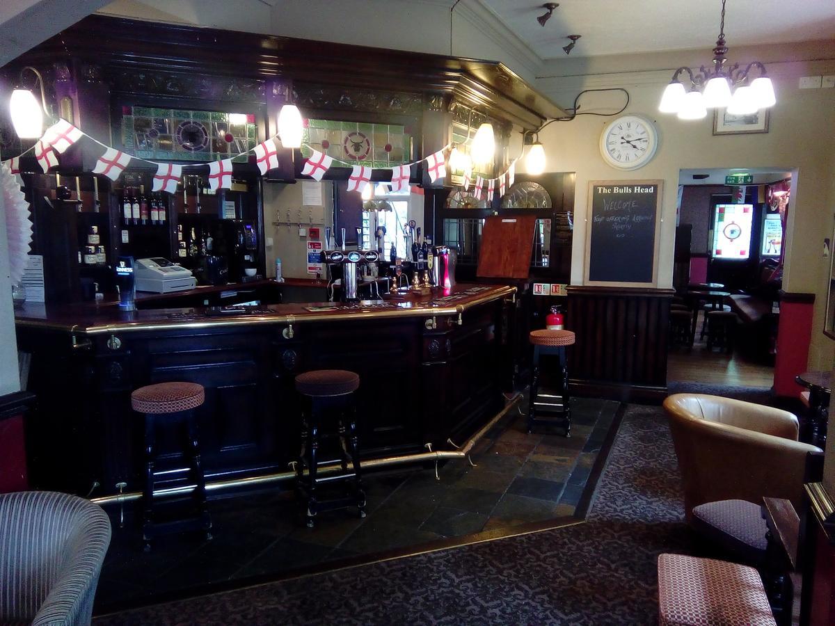 Hotel The Bulls Head Milnthorpe Esterno foto